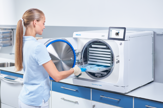 vacuclave 550 in use by a person