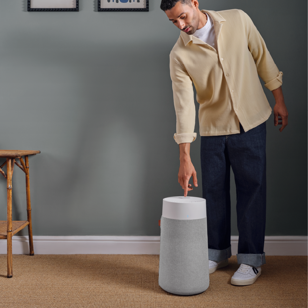 Blueair 3250i air purifier in use
