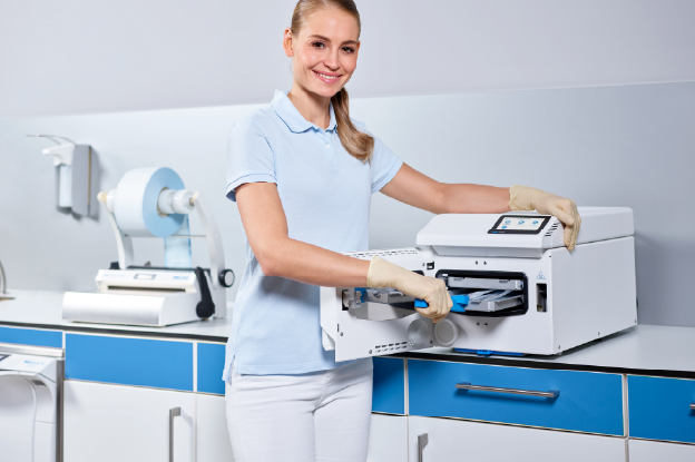 vacuclave 105 in use