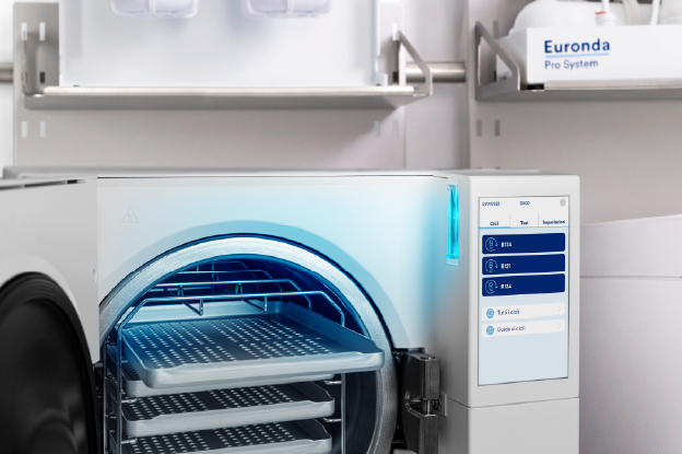E10 Autoclave tray view