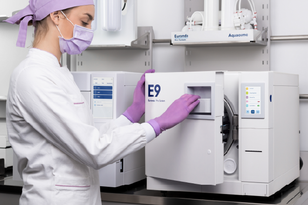 E9 Autoclave in use